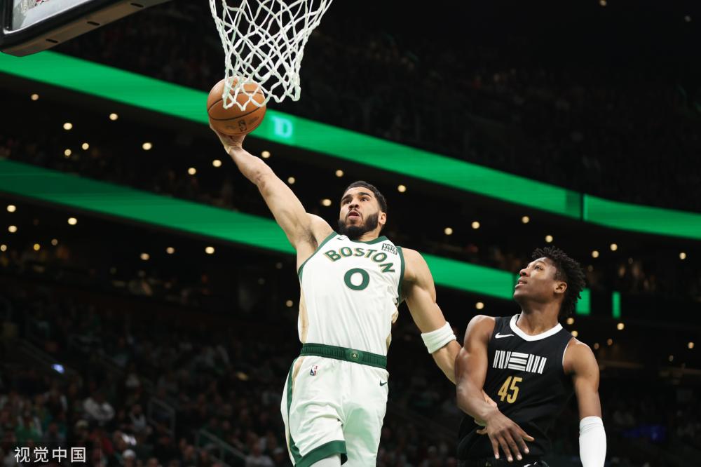 和更衣室中 和更衣室中